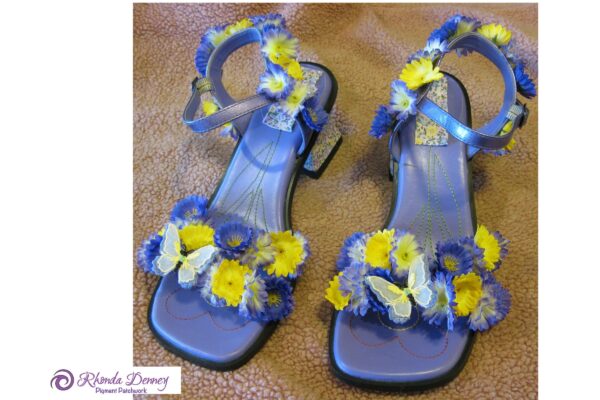 Rhonda Denney - Walking Wild - Artsy Shoes - Flower Power.  Size 8.5 women’s Shoe Pair 2015